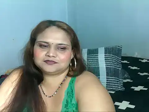 clover cams1874 online show from October 6, 7:51 pm