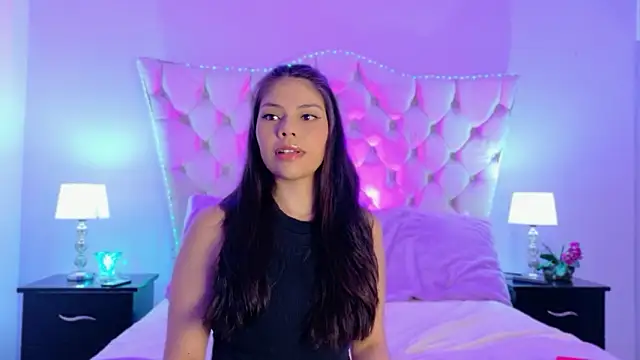 CarolineNasty online show from February 3, 8:45 pm