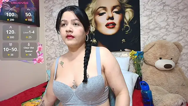 nataliaesmith 24 online show from November 11, 9:12 pm