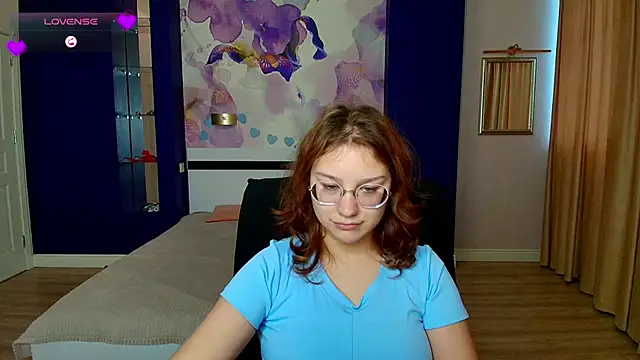 AngelinaLow online show from November 24, 12:29 pm