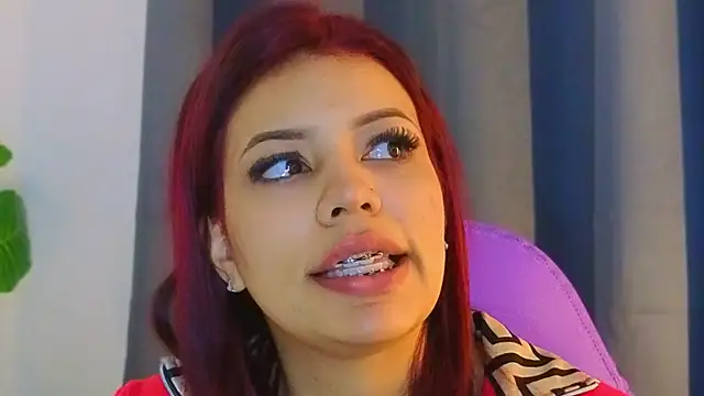 TiffanyWalk online show from December 22, 11:57 am