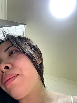 aa520uv online show from September 17, 4:16 pm