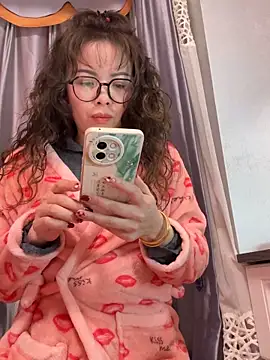 aa520uv online show from February 14, 3:08 am