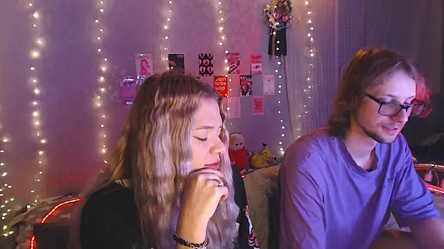 Your Horny Friends online show from April 14, 2:50 pm