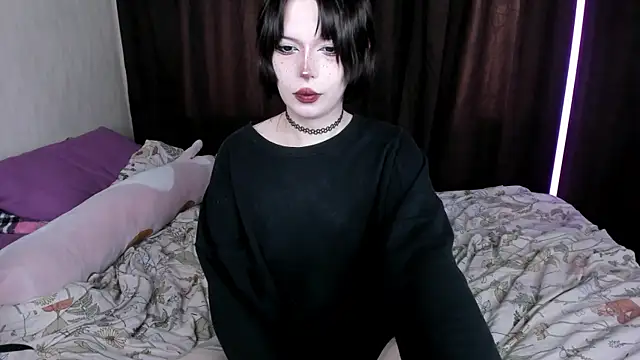 amelia mays xx online show from October 3, 6:40 am