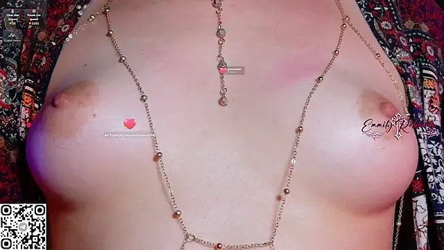 Emmi Roberts online show from April 21, 1:20 am