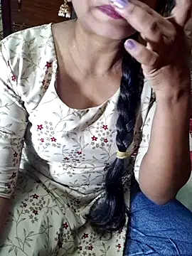 Snapshot of Shalini_telugu09 chatting on September 26, 2:47 pm Shalini telugu09 online show from September 26, 2:47 pm