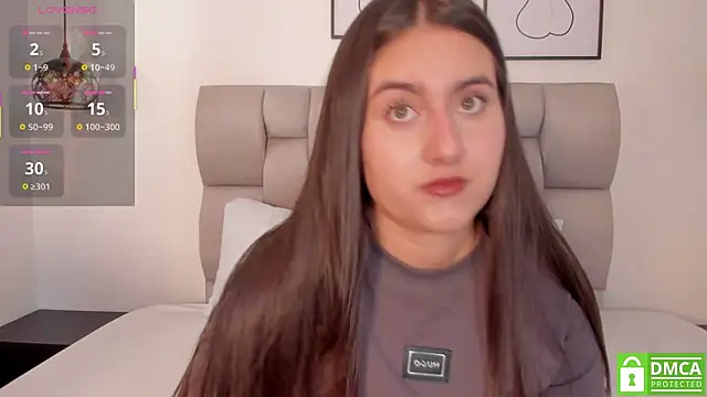 Hanna Evans   online show from April 5, 12:48 pm