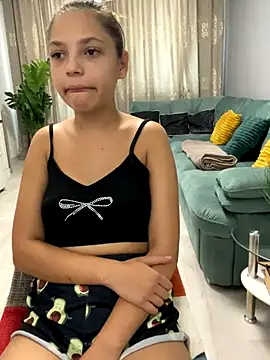 18teengirl3 online show from September 9, 7:41 am