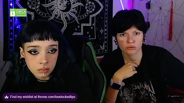 Snapshot of lovelockedlips chatting on October 23, 3:12 am lovelockedlips online show from October 23, 3:12 am