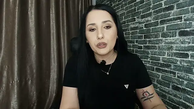 missdyaa online show from April 11, 10:35 pm