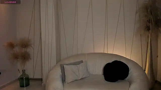 AmaliaCrus online show from September 18, 8:51 pm