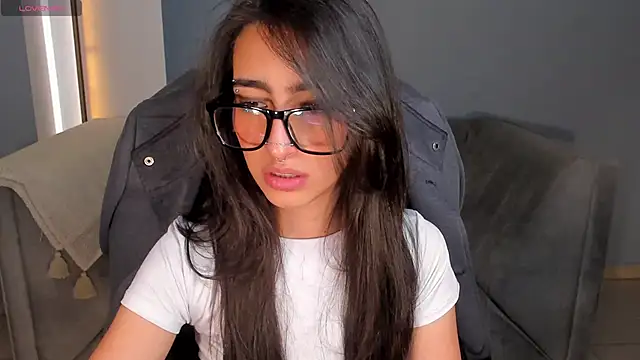 LarisaSmirnov online show from September 22, 4:44 am