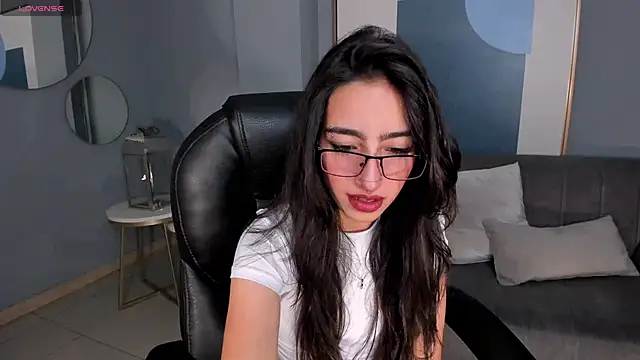 LarisaSmirnov online show from September 29, 1:11 am