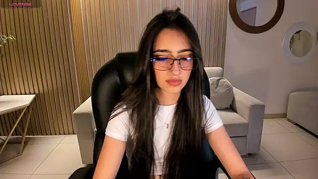 LarisaSmirnov online show from October 23, 4:40 am