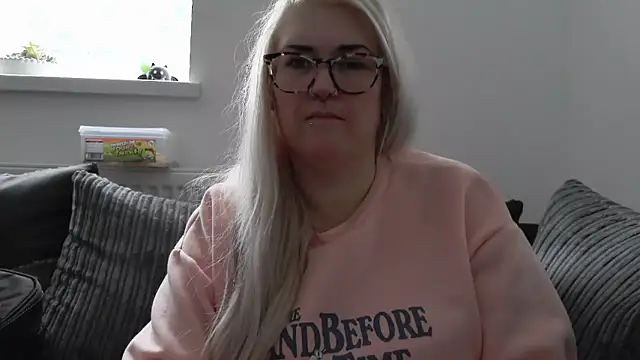 Sizzling Indie36 online show from September 16, 8:44 am