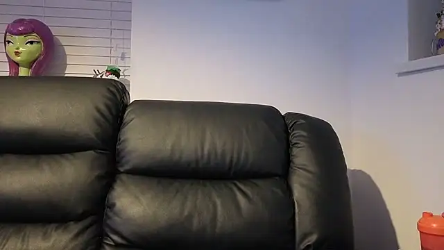 Sizzling Indie36 online show from February 11, 11:06 pm