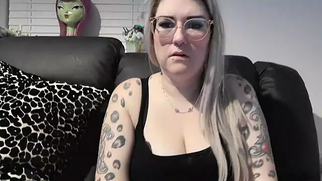 Sizzling Indie36 online show from January 6, 9:29 pm