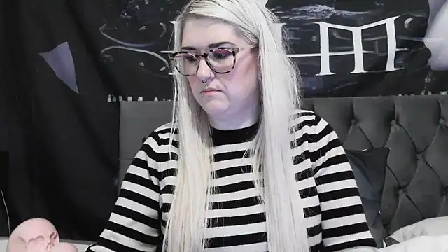 Sizzling Indie36 online show from November 6, 3:51 pm