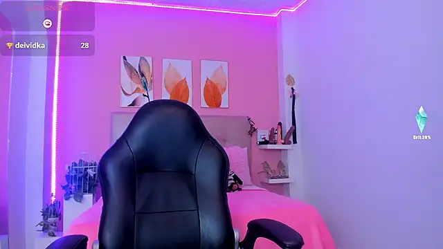 Molly h0t online show from November 24, 1:35 pm