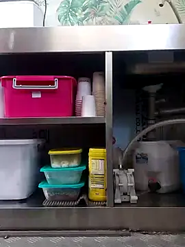 emiliemilf online show from October 17, 11:52 pm