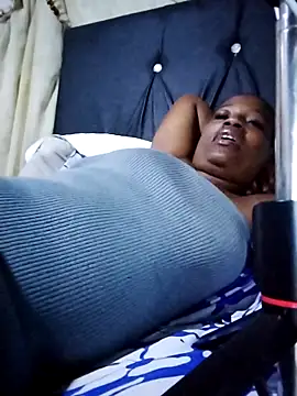 sexylira online show from April 5, 9:03 pm