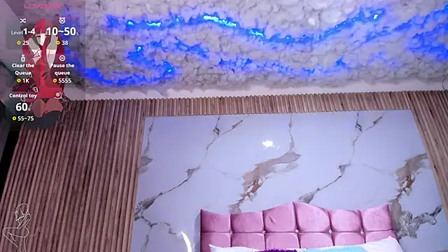 Nicolee19 online show from September 10, 7:14 pm