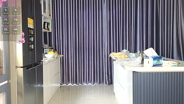 hot ass 18 online show from February 5, 8:17 am