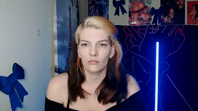 VanessaRey  online show from March 27, 6:08 pm