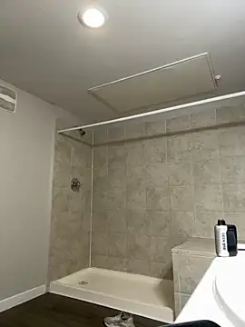 msvelvet20 online show from April 11, 7:45 am