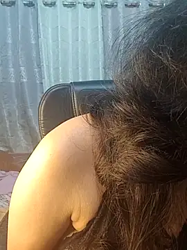 dimple1312 online show from April 20, 6:22 pm