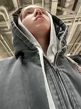 bambi lu online show from March 18, 6:57 pm