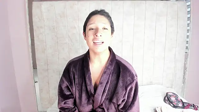 Elaine87  online show from October 30, 9:38 pm