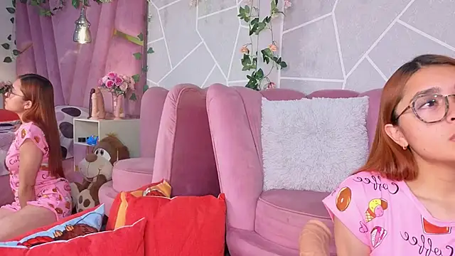 MilleyJones online show from November 17, 8:53 pm