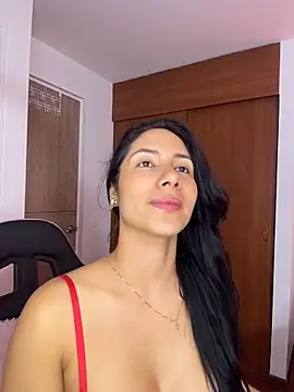 ArianaReynoldss online show from April 16, 8:08 pm