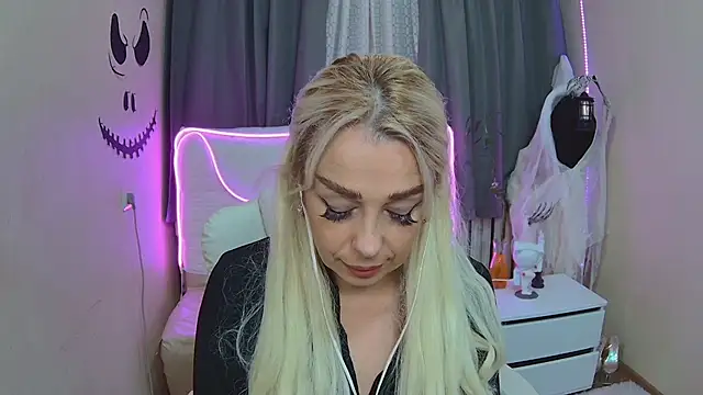 KatrinaCharm online show from October 12, 12:51 pm