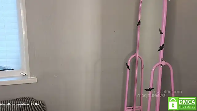 sweetuniporn online show from November 9, 8:43 am