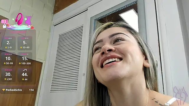 sophiaarenas online show from December 19, 12:19 pm