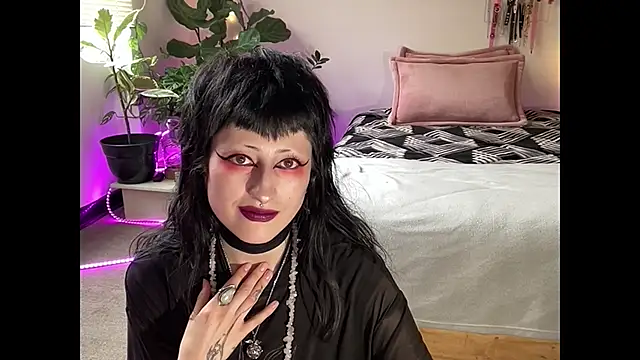 ELENA UMBRA online show from December 15, 7:08 pm