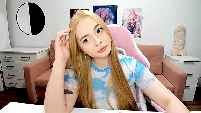 mistress lain online show from February 19, 8:29 pm