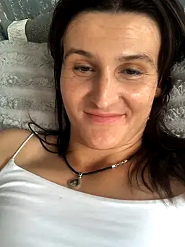 Snapshot of NikaSwan2831 chatting on October 5, 9:14 am NikaSwan2831 online show from October 5, 9:14 am