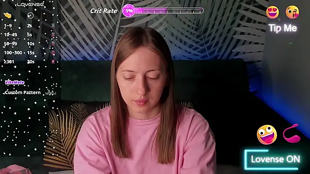 ChristyCrayme online show from June 19, 10:13 pm