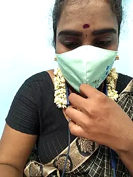 Snapshot of Tamil_riyalini12 chatting on October 3, 8:14 pm Tamil riyalini12 online show from October 3, 8:14 pm