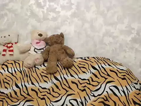 hotsteacher online show from May 10, 10:23 pm
