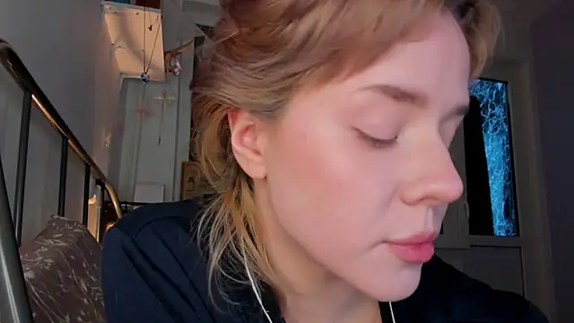  CuteAsFuck  online show from February 11, 1:45 pm