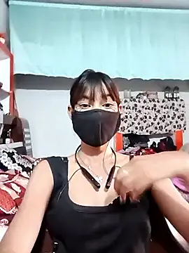 HOT SHRII online show from October 17, 11:35 am