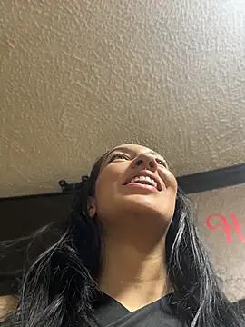 SALOME KORLAND online show from April 14, 7:25 pm