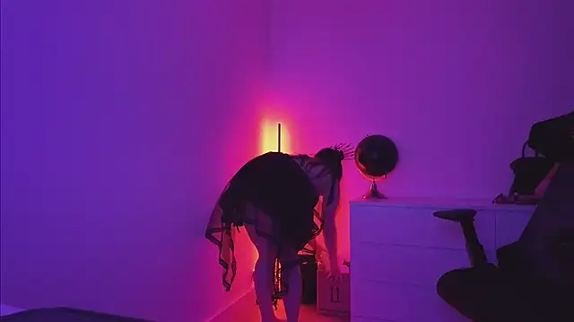 Luna Dollxh online show from October 31, 10:03 pm