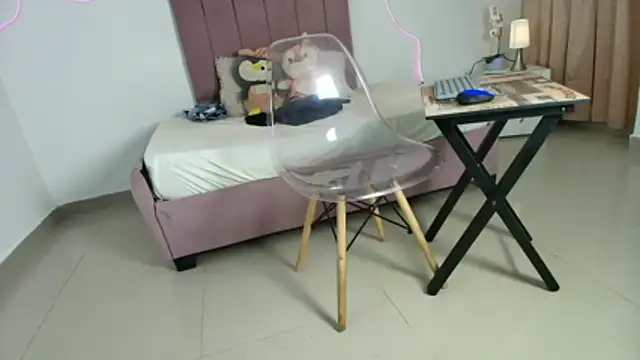 Andre lezcano online show from February 11, 7:26 pm