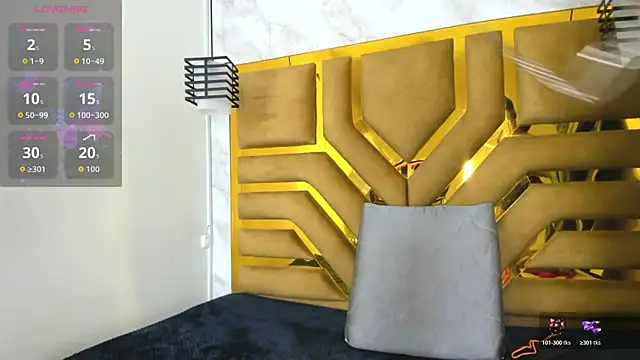 Luciifeer  online show from February 15, 7:02 pm